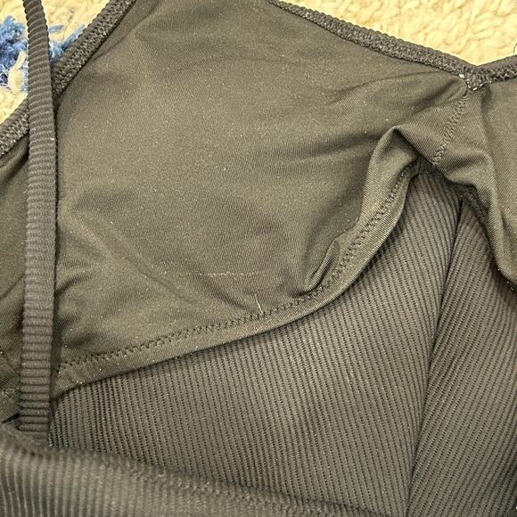 Aerie Black Ribbed V-Neck Tank Top Built-in Shelf Bra Cropped Summer Festival - Picture 9 of 13